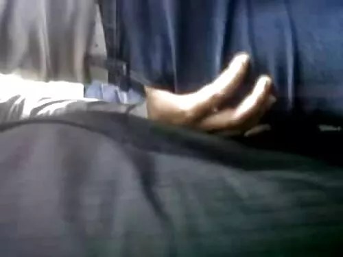 लचिलो स्तन भएको स्लु ...