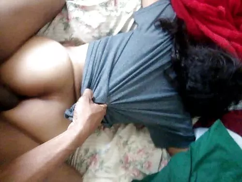 लस्टी ब्रुननेट स्लटल ...